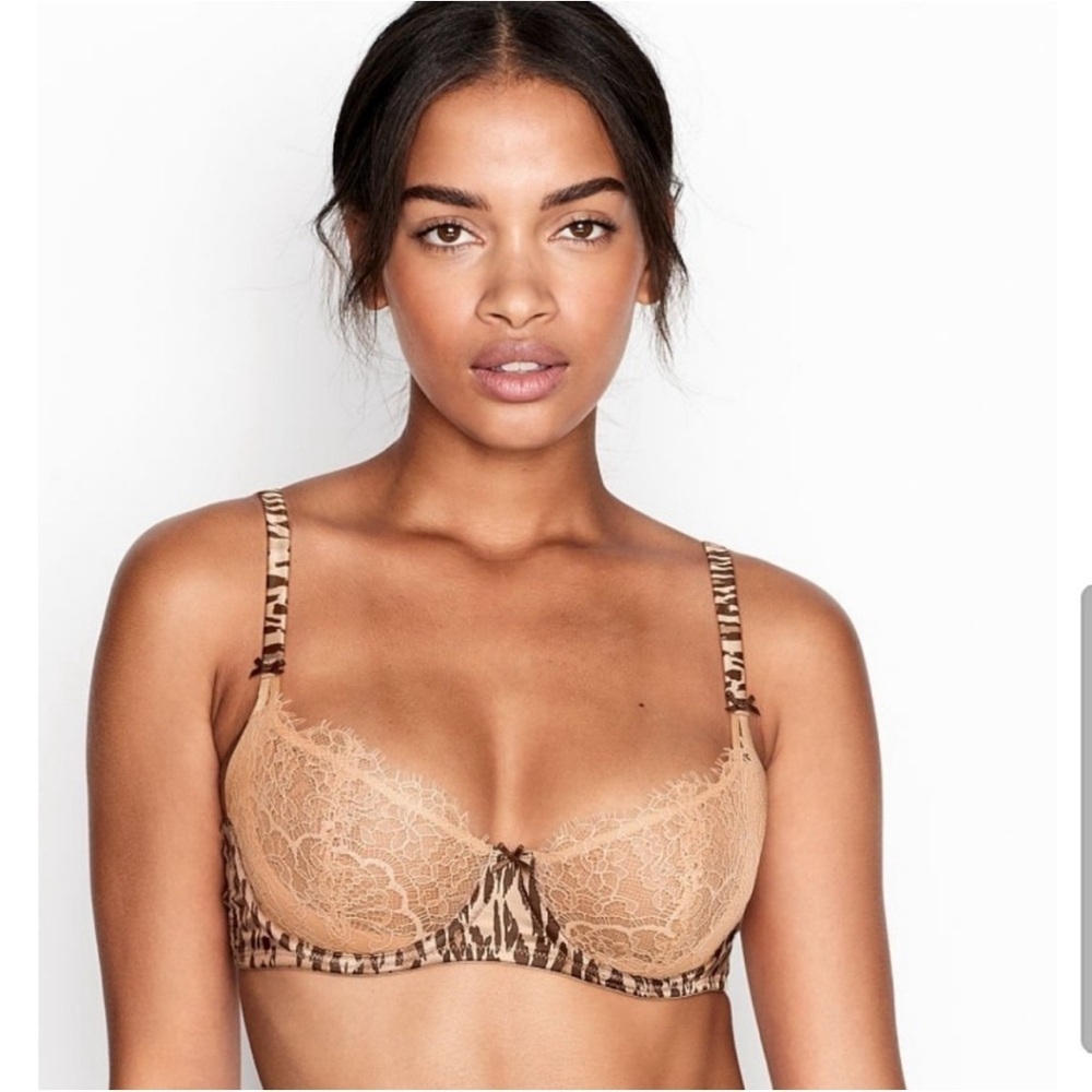 Victoria’s Secret push-up without padding leopard printed bra size 34C